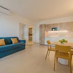 Apartahotel Padulella - Goelba