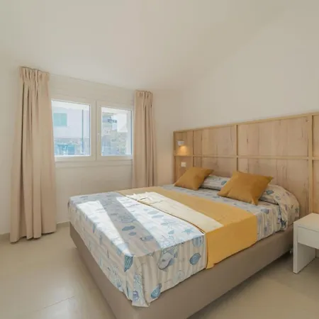Aparthotel Padulella - Goelba *