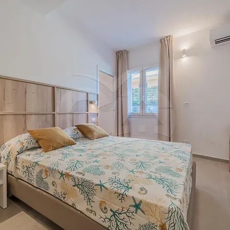 Padulella - Goelba Apartahotel *