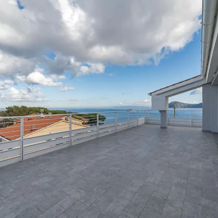 Apartahotel Padulella - Goelba